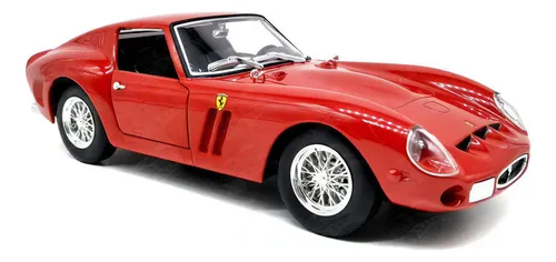 Modelo em escala 1:18 de um Ferrari 250 GTO vermelho